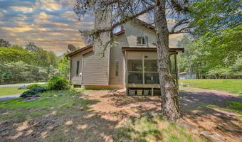 179 Chippewa Trl, Albrightsville, PA 18210