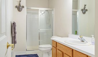 4871 S Ridgeside Cir, Ann Arbor, MI 48105
