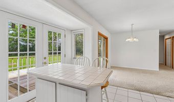 1405 Nile Kinnick Dr S, Adel, IA 50003