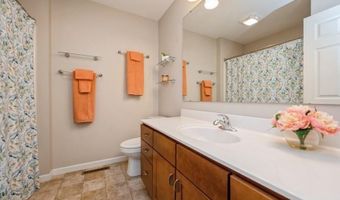 211 Thompson Dr, Atkins, IA 52206