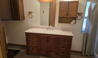 520 SHIRLEY St, Bloomfield, NM 87413