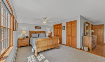 11 Loft Cir, Campton, NH 03223