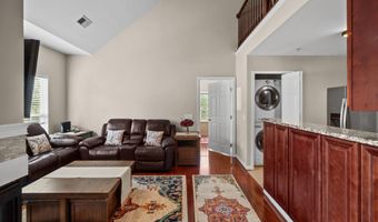 15612 EVERGLADE Ln 401, Bowie, MD 20716