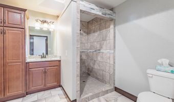 1330 N 2nd St, Arkansas City, KS 67005