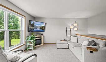 6433 158th St W, Apple Valley, MN 55124