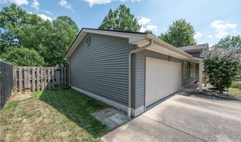2211 Penny Ln, Austintown, OH 44515