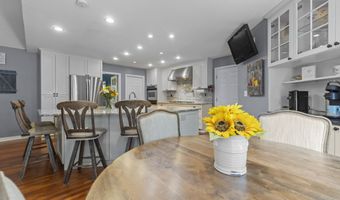 71 Olde Orchard Rd, Clinton, CT 06413