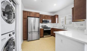 323 Tesoro 107, Escondido, CA 92025
