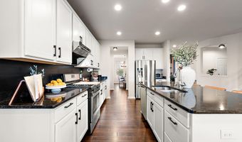 704 Groveland Cir, Ann Arbor, MI 48108