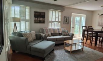 171 Saint Charles Ave, Biloxi, MS 39530