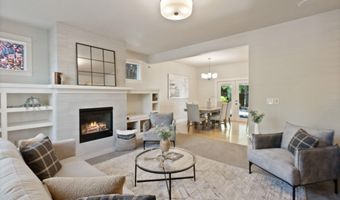 20421 Aberdeen Dr, Bend, OR 97702