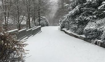 274 Highland Cir, Banner Elk, NC 28604