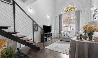 2132 Sarah St 102, Airville, PA 15203