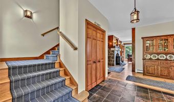 11 Loft Cir, Campton, NH 03223