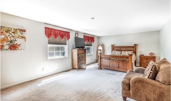 53 Brookpark Dr, Amherst, NY 14228
