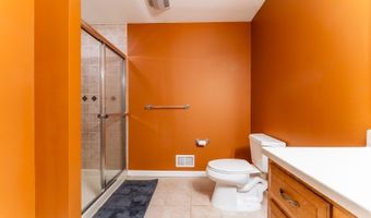 5 Hidden Valley Rd, Andover, NJ 07860