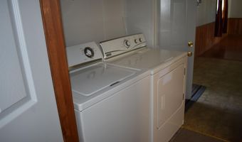 89 Roland St, Barton, VT 05822