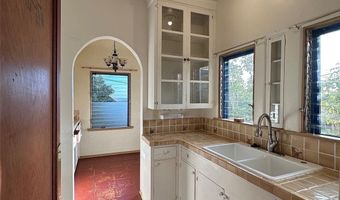 3916 Sierra Dr, Honolulu, HI 96816