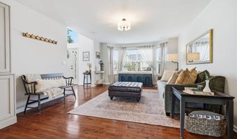 5 Tradewinds Ave, Barnegat, NJ 08005