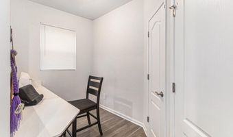 2853 Dillon Dr, Ann Arbor, MI 48105