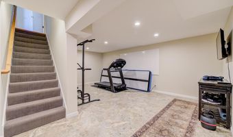 2505 Cassandra Marie Dr, Ballwin, MO 63021