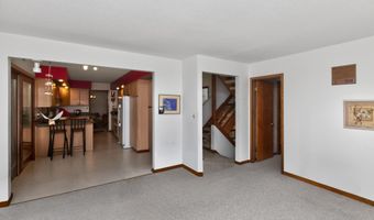 200 Westbend Cir, Ames, IA 50014