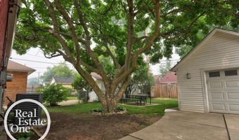 15560 Mclain Ave, Allen Park, MI 48101