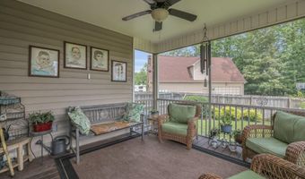 9902 Meadowstone Dr, Apison, TN 37302