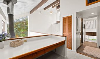 156 Forest Ridge Way, Honolulu, HI 96822