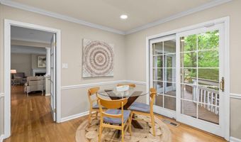 1 ORCHARD Way S, Potomac, MD 20854