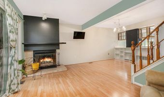 2666 Packard Rd, Ann Arbor, MI 48104