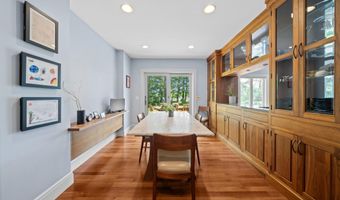 476 Baxter Neck Rd, Barnstable, MA 02630