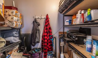 6663 Us 64, Bloomfield, NM 87413