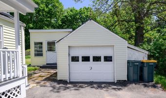 895 Hancock St, Abington, MA 02351
