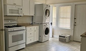138 Mill Hill Ave, Bridgeport, CT 06610