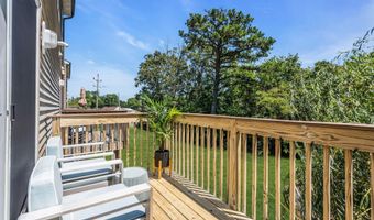2 Berkeley Crossings Way, Bayville, NJ 08721