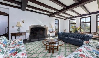 2180 Tower Hill Rd, North Kingstown, RI 02874