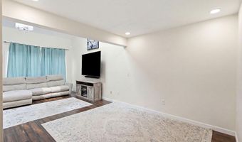 20 Deer Run Dr N, Barnegat, NJ 08005