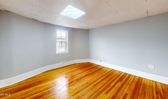 2216 4th St, Altoona, PA 16601