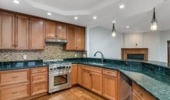 934 W Huron St, Ann Arbor, MI 48103