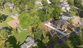 1217 Kiefer Creek Rd, Ballwin, MO 63021