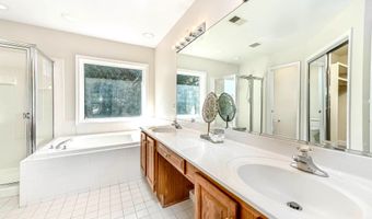 20924 FOWLERS MILL Cir, Ashburn, VA 20147