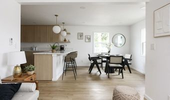 8210 Orchard Ave, La Mesa, CA 91942