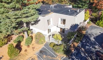 6 Caddy Rock Rd C, North Kingstown, RI 02852