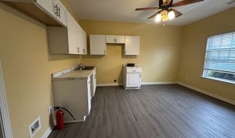 1943 Oakbluff Dr, Austell, GA 30106