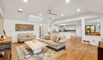 1843 Burr Oak, Adkins, TX 78101