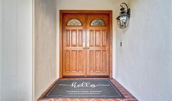 5215 E Rolling Hills Dr, Anaheim, CA 92807