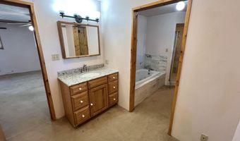 57 Edmundo Rd, Belen, NM 87002