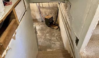 288 N Main St, Andrews, IN 46702