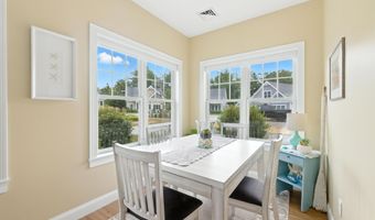 12 Sunrise Ln, Arundel, ME 04046